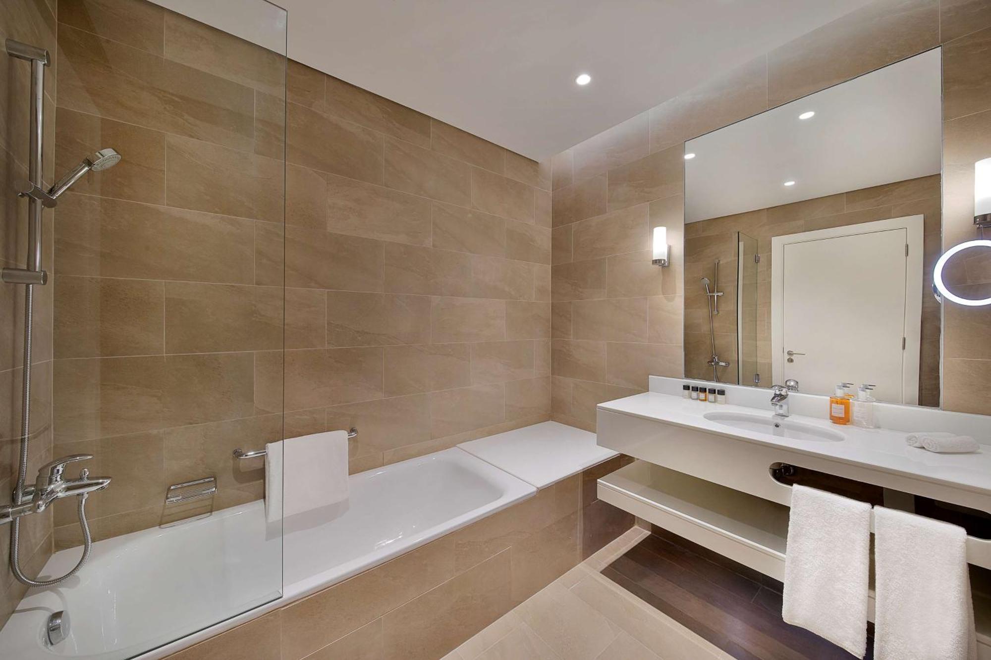 Aleph Residences, Curio Collection By Hilton Apart-hotel